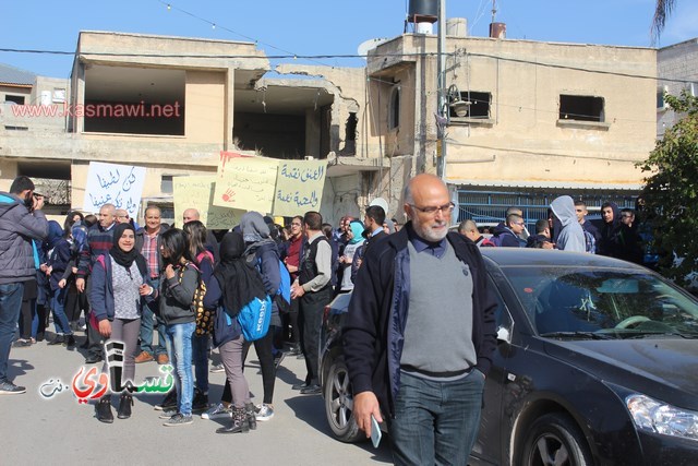 فيديو: رئيس البلدية في المسيرة التضامنية مع الاستاذ طارق ورسالة الى الشرطة  تحصيلكم وانجازاتكم في السنوات الاخيرة صفر   